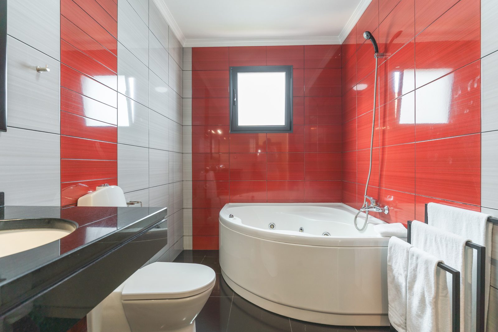 Bathroom — Casa Saudade, Madeira