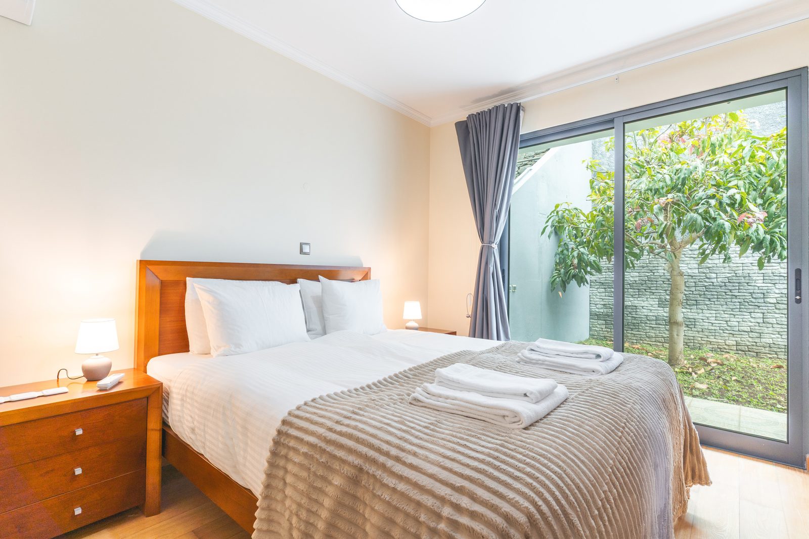 Mango bedroom — Casa Saudade, Madeira